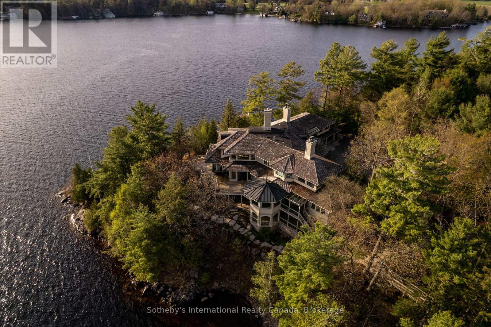 Point Cottage - 1250 Waldmere Road, Bracebridge, Ontario  P1L 1W8 - Photo 7 - X13032024
