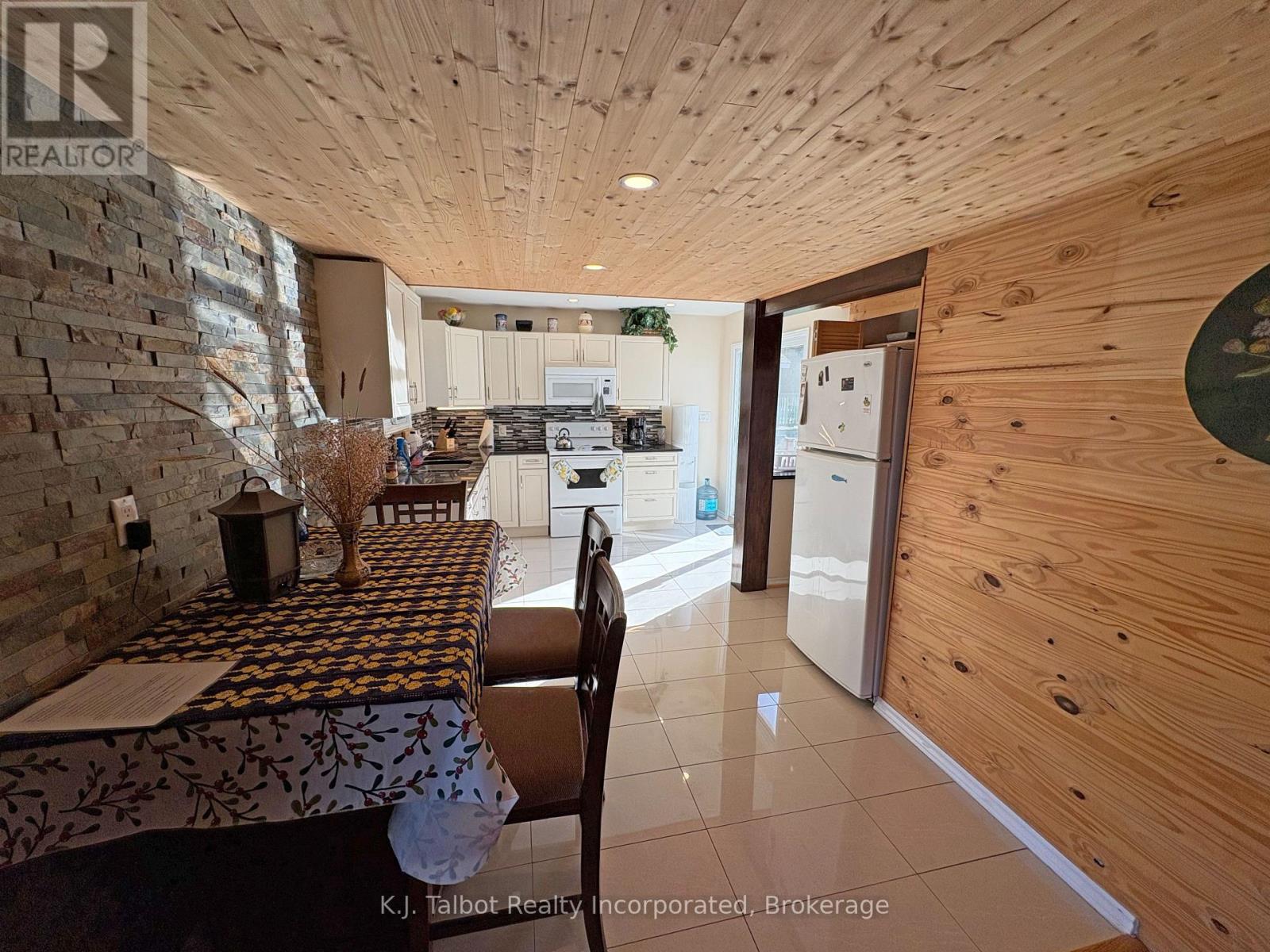 11 Apple Lane, Ashfield-Colborne-Wawanosh, Ontario  N7A 3X9 - Photo 26 - X13036860