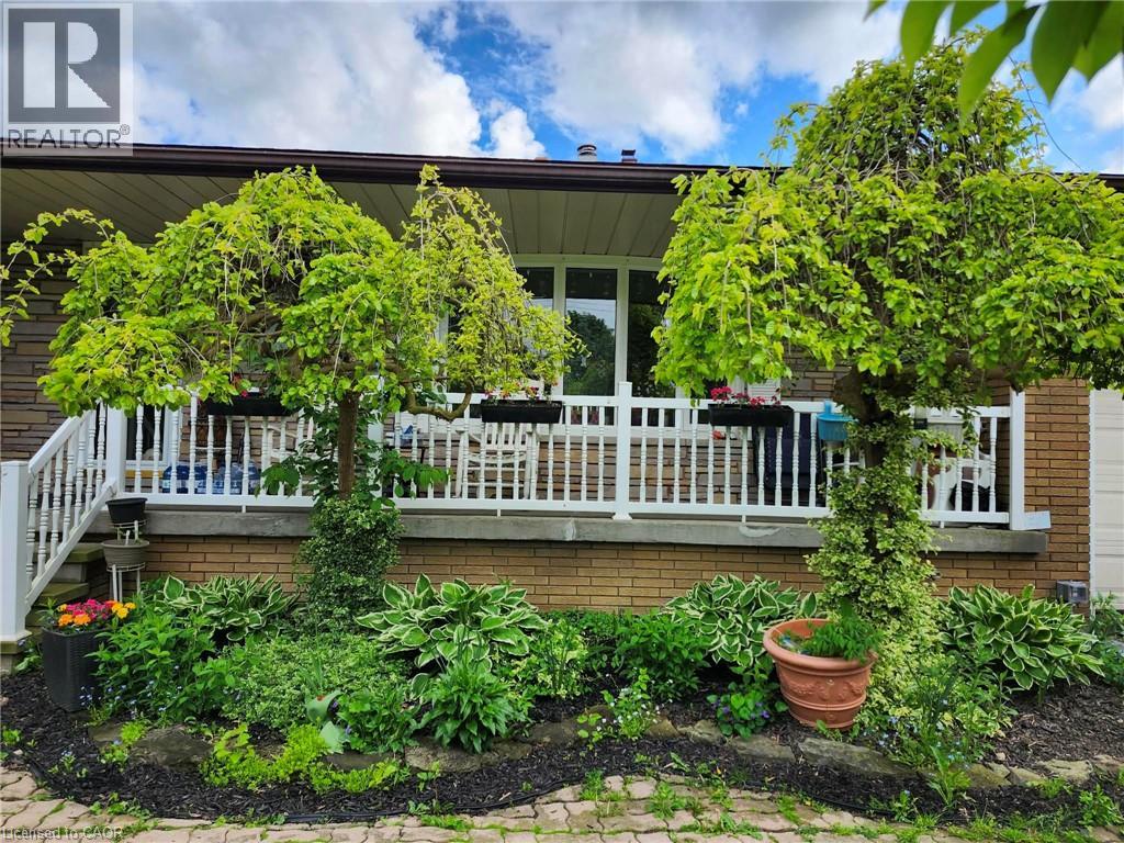 1549 Guyatt Road, Binbrook, Ontario  L0R 1C0 - Photo 3 - 40823692