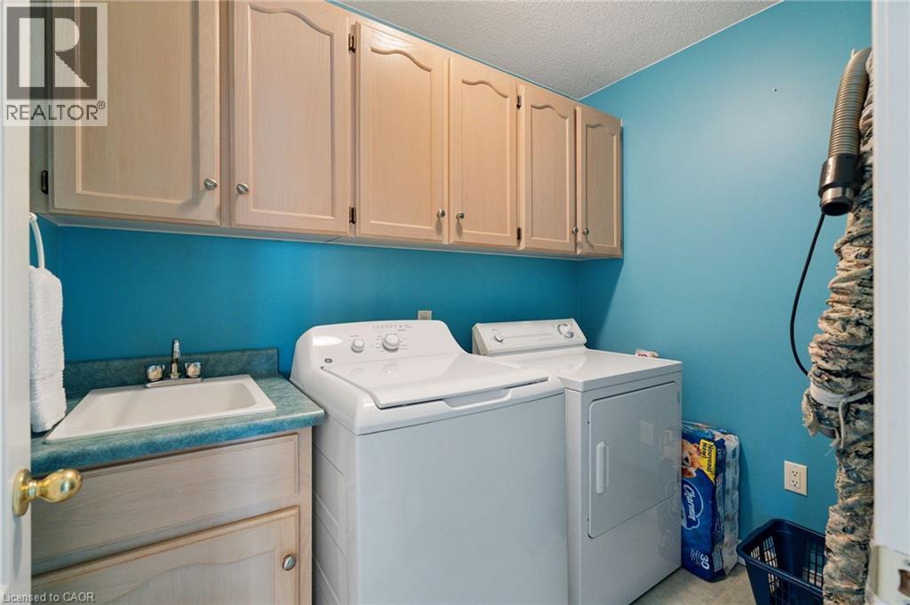 85 Edgewater Drive Unit# 10, Stoney Creek, Ontario  L8E 4Z2 - Photo 25 - 40823740