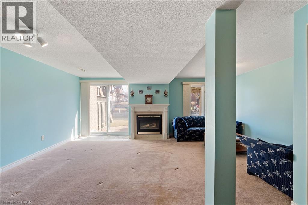 85 Edgewater Drive Unit# 10, Stoney Creek, Ontario  L8E 4Z2 - Photo 32 - 40823740