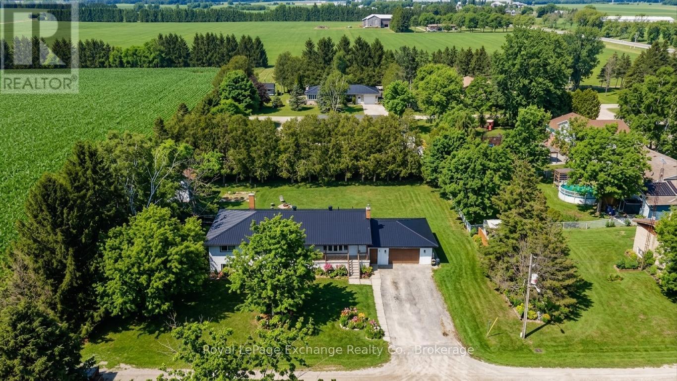 34 Queen Avenue, Bluewater, Ontario  N0M 1J0 - Photo 3 - X13038540