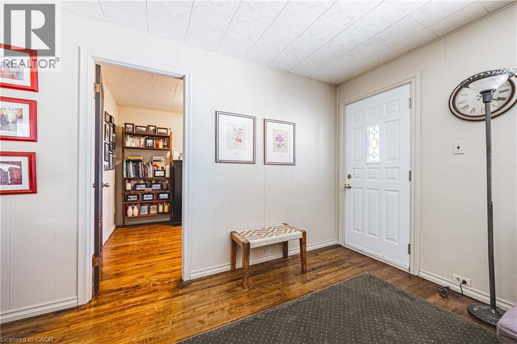 28 Munn Street, Hamilton, Ontario  L8V 1J9 - Photo 11 - 40822477