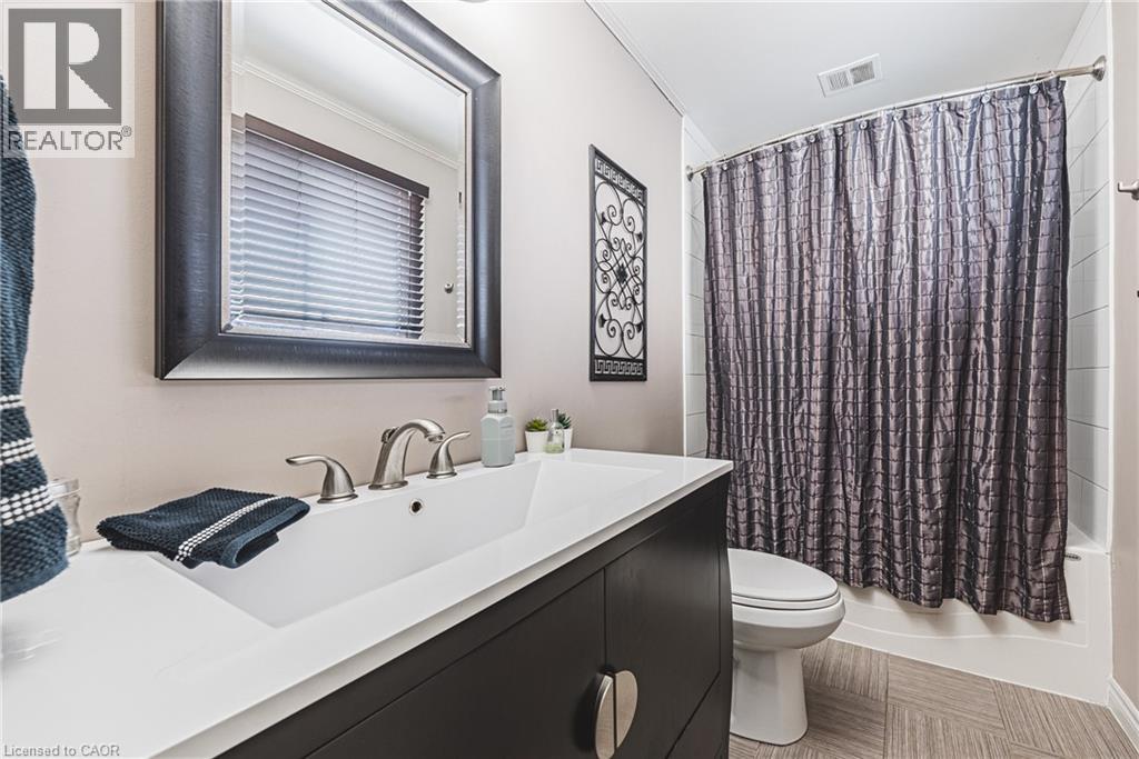 28 Munn Street, Hamilton, Ontario  L8V 1J9 - Photo 16 - 40822477