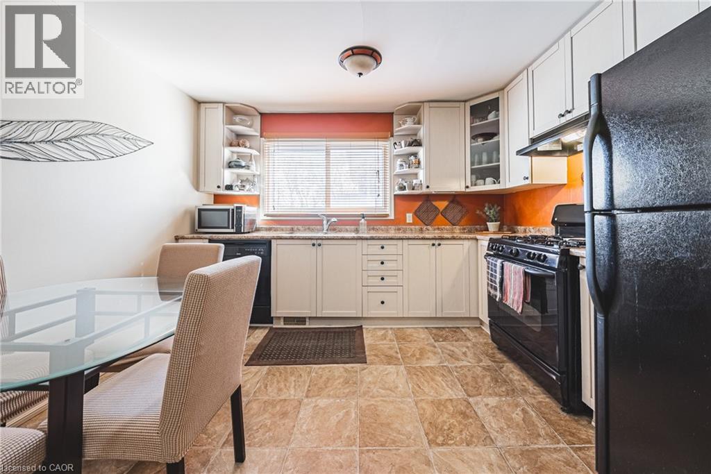 28 Munn Street, Hamilton, Ontario  L8V 1J9 - Photo 9 - 40822477