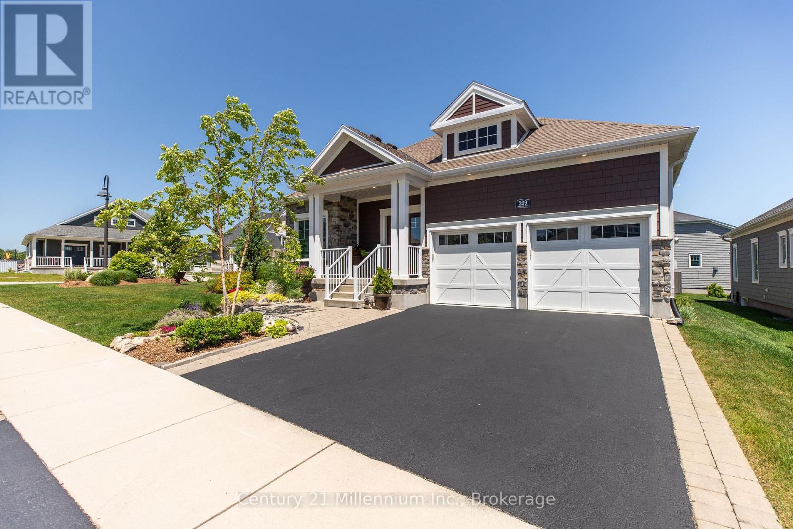 209 Snowberry Lane, Georgian Bluffs, Ontario  N0H 1S0 - Photo 3 - X13039756
