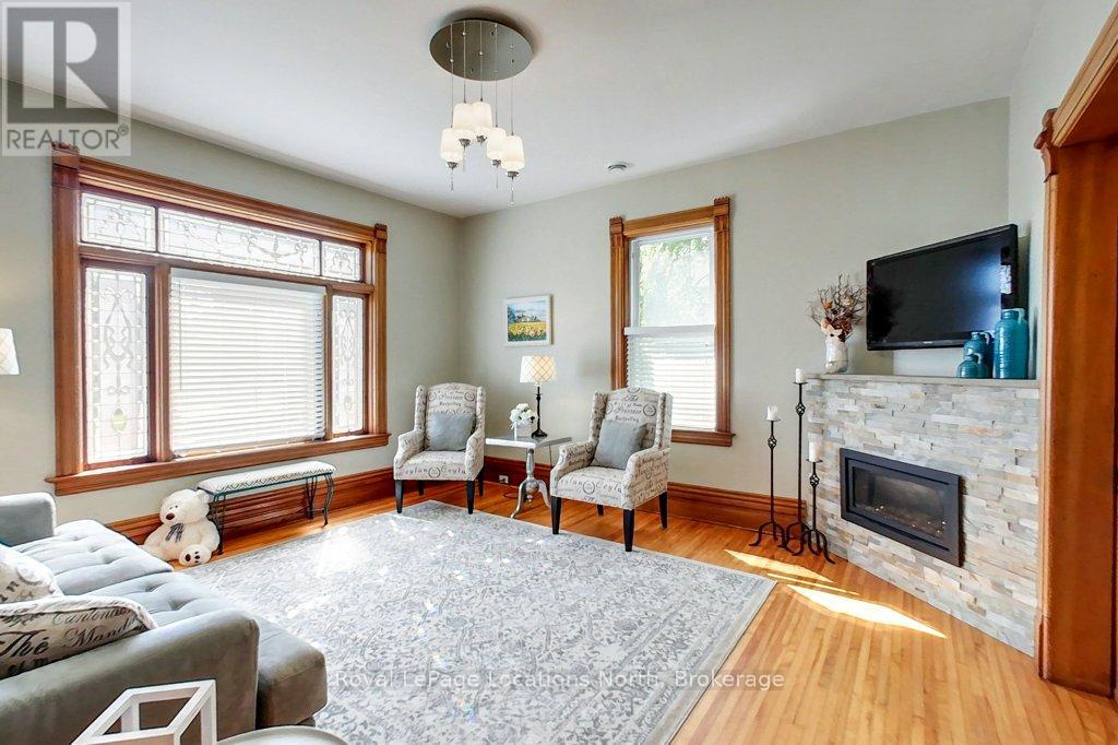 138 Bruce Street S, Blue Mountains, Ontario  N0H 2P0 - Photo 11 - X13046004