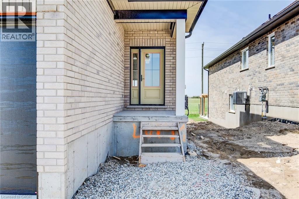 114 Bedell Drive, Mapleton, Ontario  N0G 1P0 - Photo 3 - 40823457