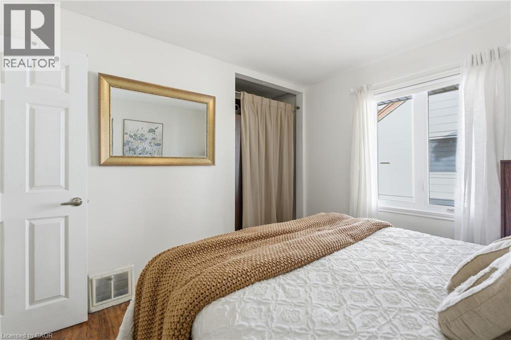 352 East 28th Street, Hamilton, Ontario  L8V 3J6 - Photo 24 - 40824561