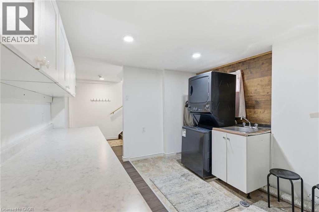 352 East 28th Street, Hamilton, Ontario  L8V 3J6 - Photo 40 - 40824561