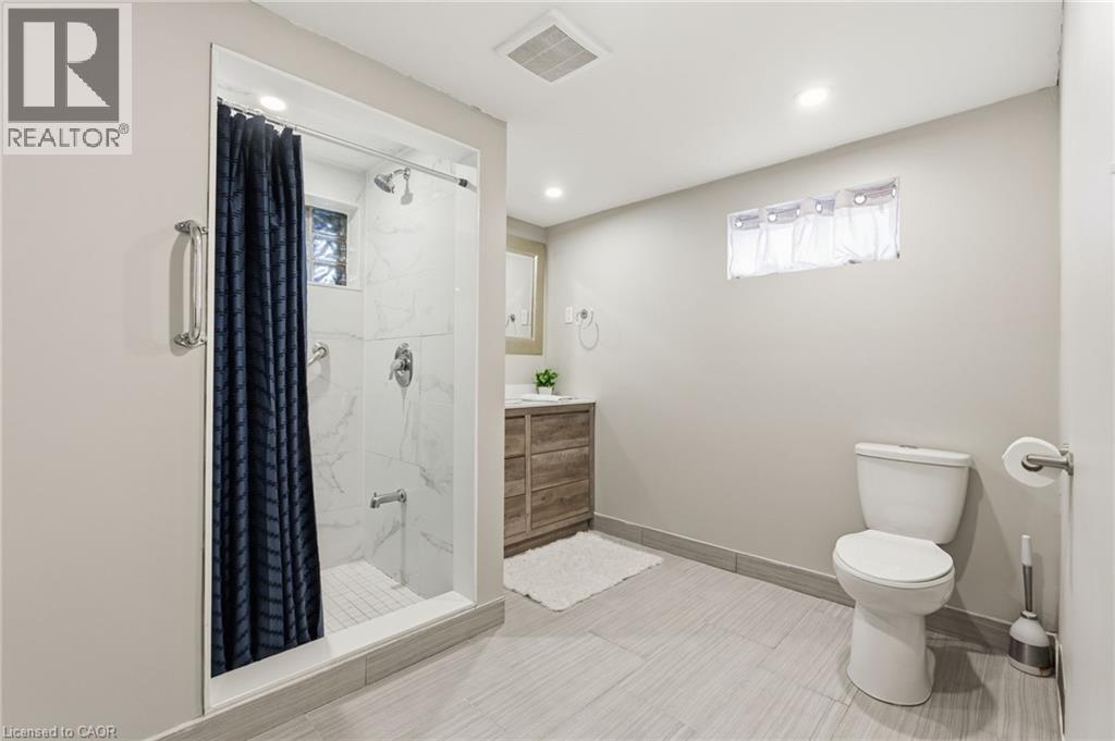 352 East 28th Street, Hamilton, Ontario  L8V 3J6 - Photo 44 - 40824561