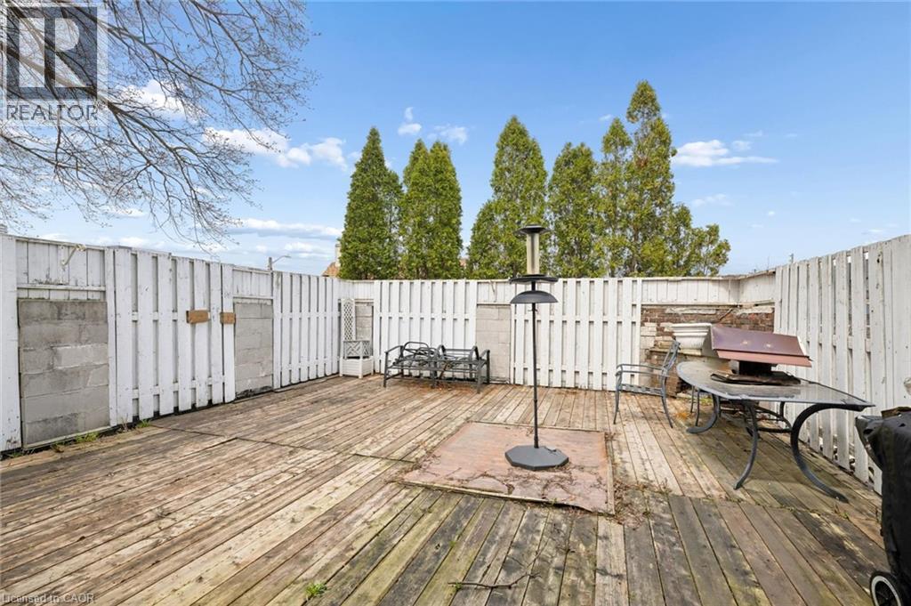 64 Francis Street N, Kitchener, Ontario  N2H 5B5 - Photo 30 - 40823030