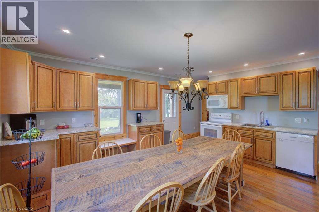 86561 London Road, North Huron, Ontario  N0G 2W0 - Photo 5 - 40824785