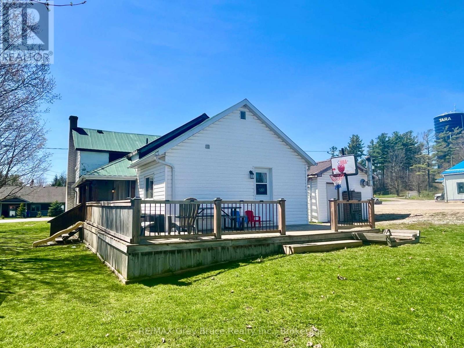 141 Yonge Street N, Arran-Elderslie, Ontario  N0H 2N0 - Photo 38 - X13057298