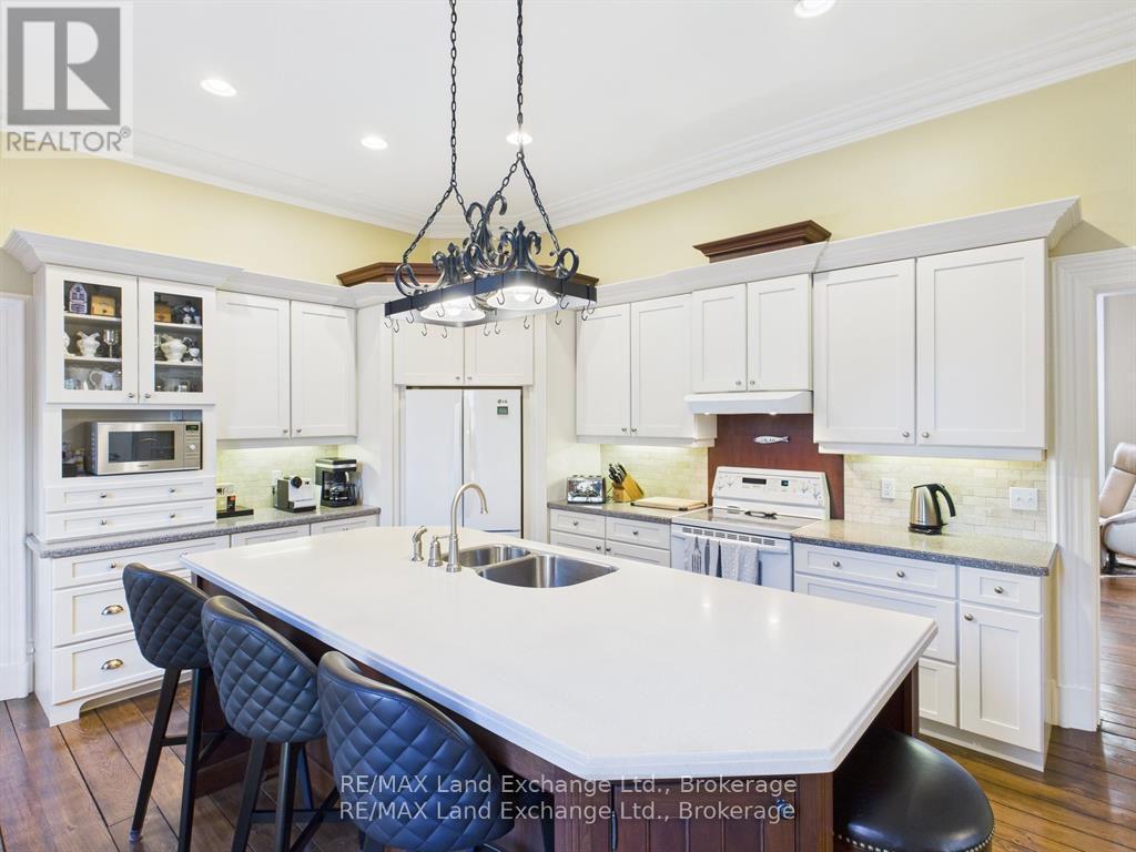 276 Durham Street, Kincardine, Ontario  N2Z 2X9 - Photo 8 - X13059524