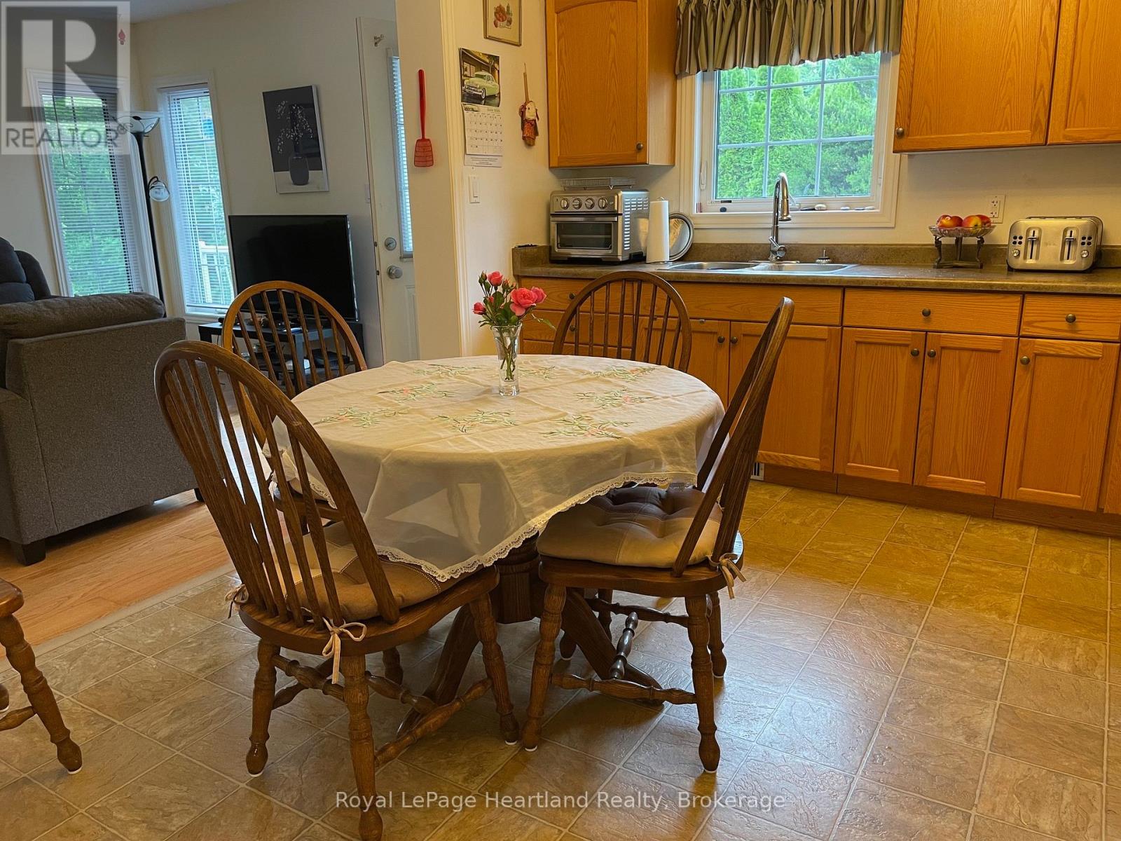 14 Garden Road, Ashfield-Colborne-Wawanosh, Ontario  N7A 3Y3 - Photo 16 - X13059600