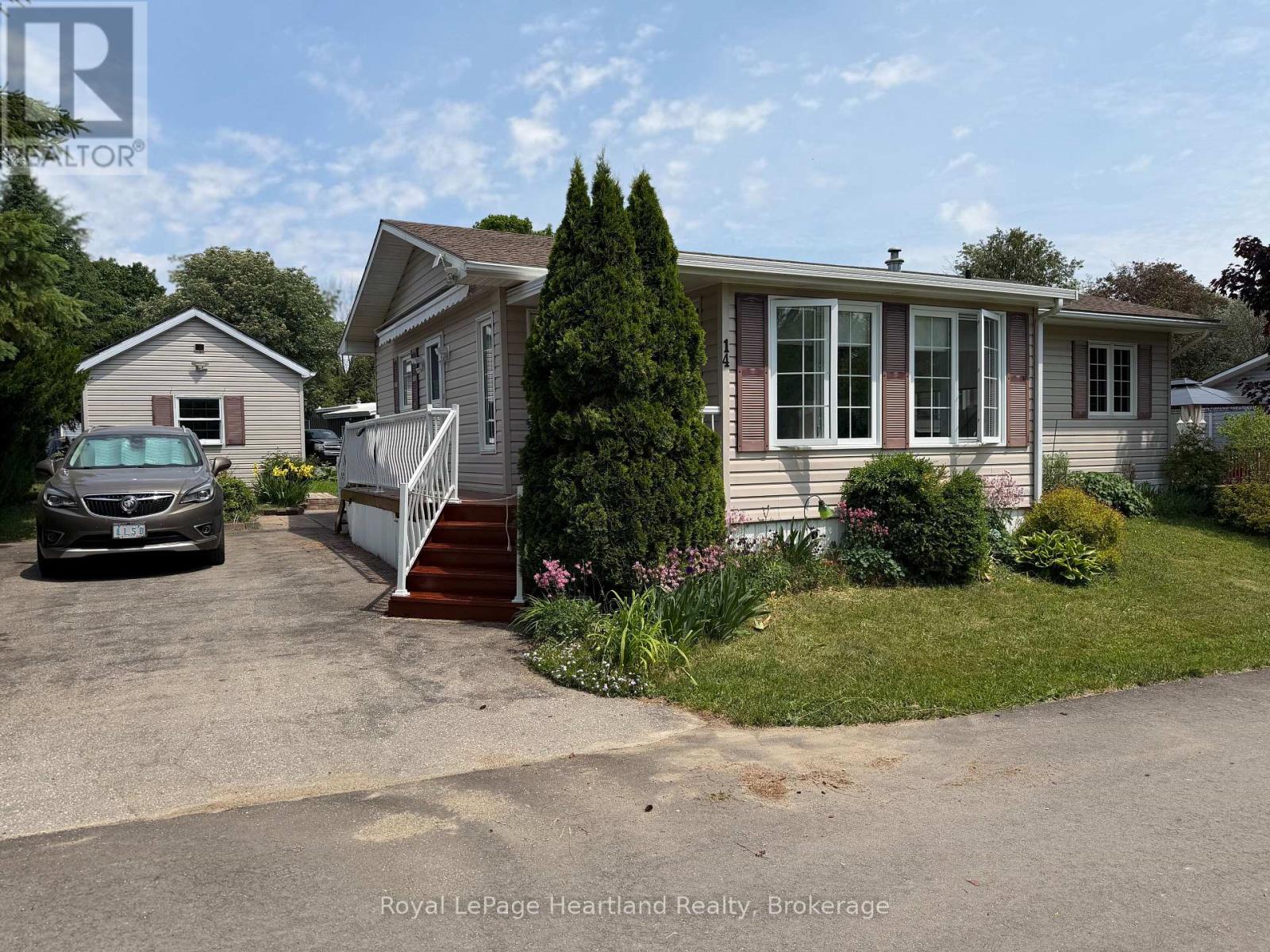 14 Garden Road, Ashfield-Colborne-Wawanosh, Ontario  N7A 3Y3 - Photo 7 - X13059600
