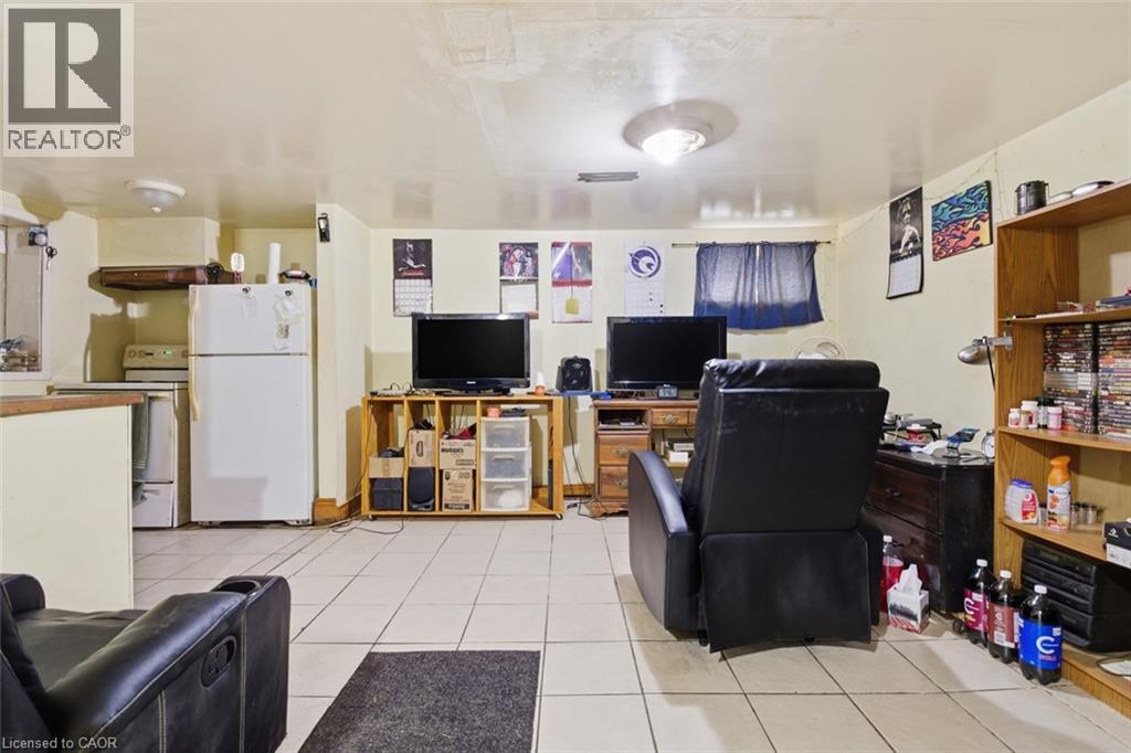 307 S Wallace Avenue S, Welland, Ontario  L3B 1R8 - Photo 47 - 40823281