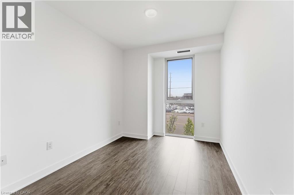 2782 Barton Street E Unit# 108, Hamilton, Ontario  L8E 2J8 - Photo 12 - 40825643