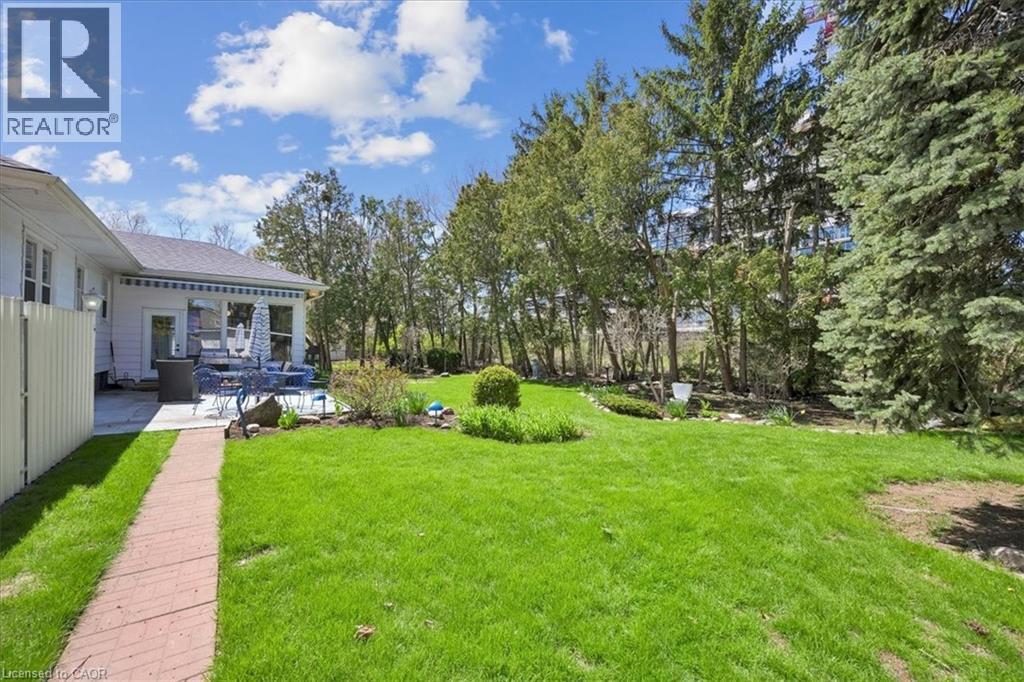 2117 Edinburgh Drive, Burlington, Ontario  L7R 2C8 - Photo 42 - 40825477
