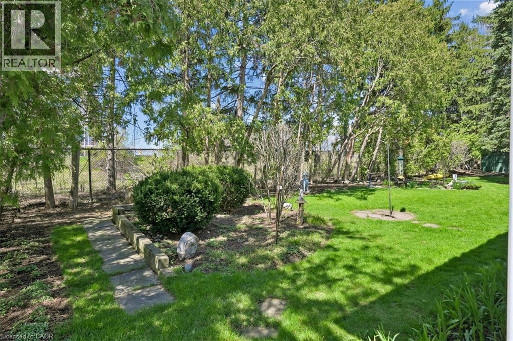 2117 Edinburgh Drive, Burlington, Ontario  L7R 2C8 - Photo 43 - 40825477