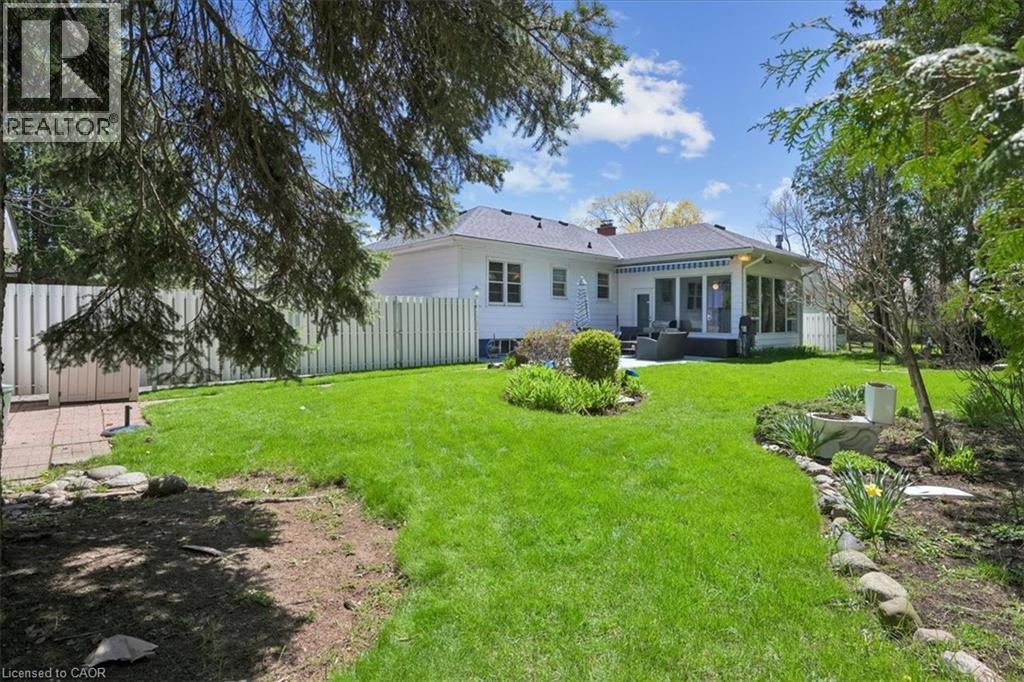 2117 Edinburgh Drive, Burlington, Ontario  L7R 2C8 - Photo 44 - 40825477
