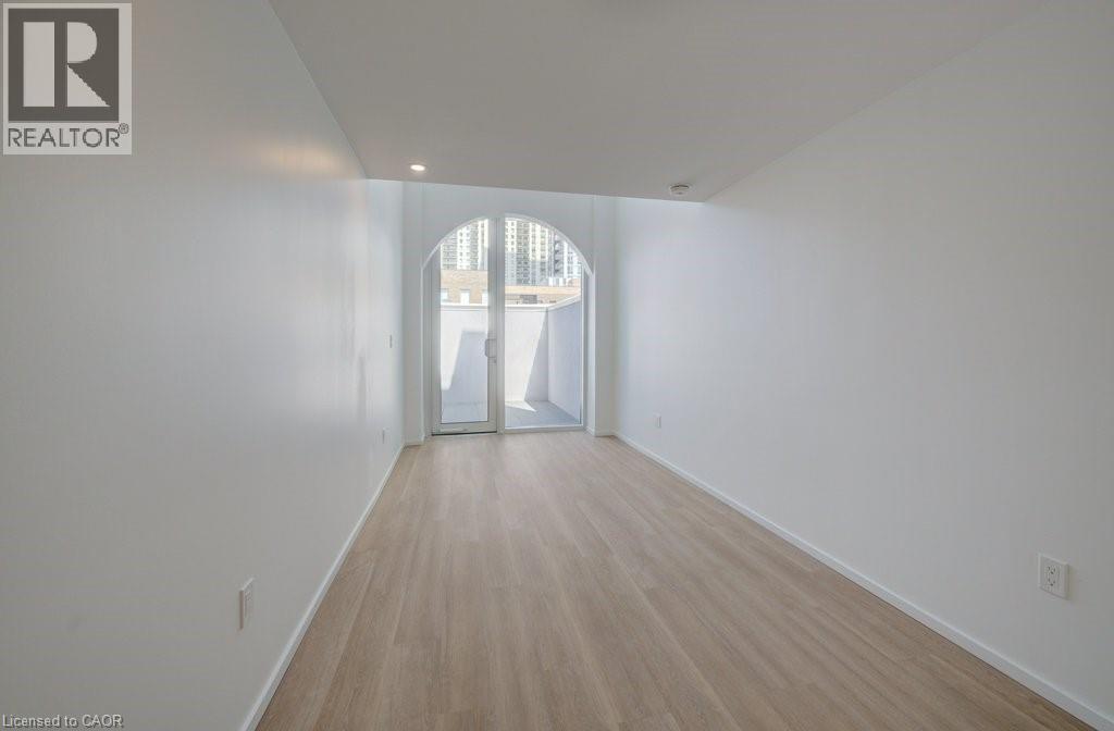 26 King Street E, Kitchener, Ontario  N2G 2K6 - Photo 4 - 40825500