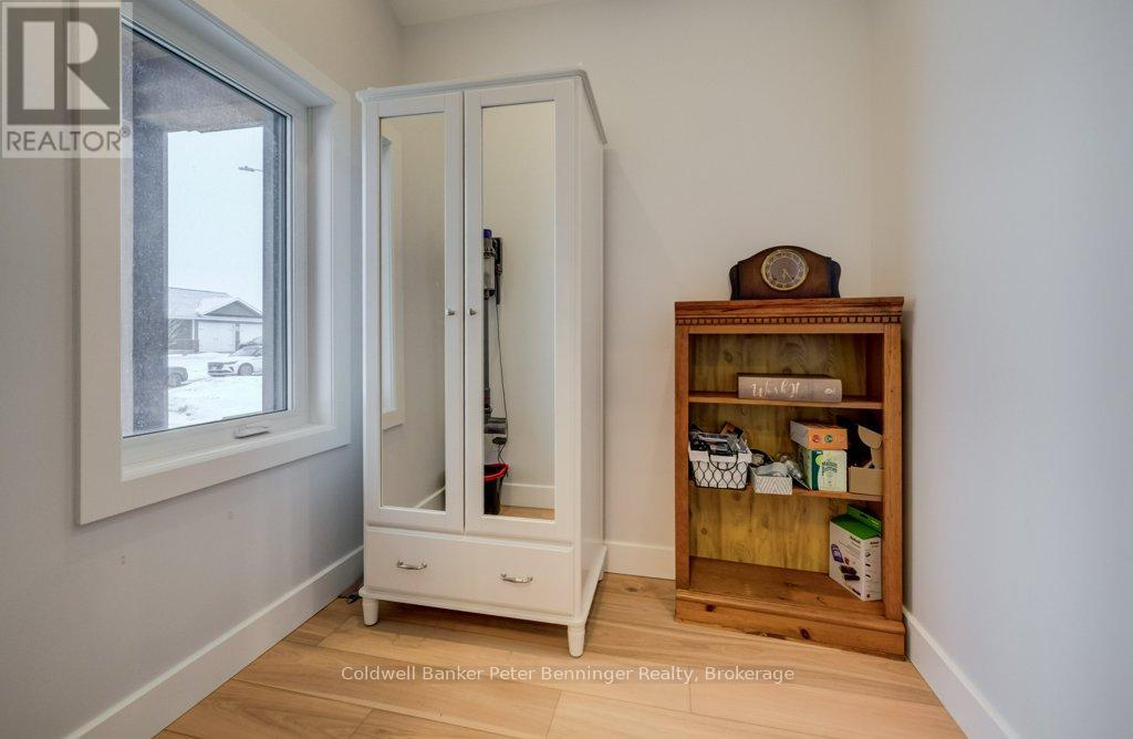 8 Mel Street, South Bruce, Ontario  N0G 2J0 - Photo 6 - X13062200