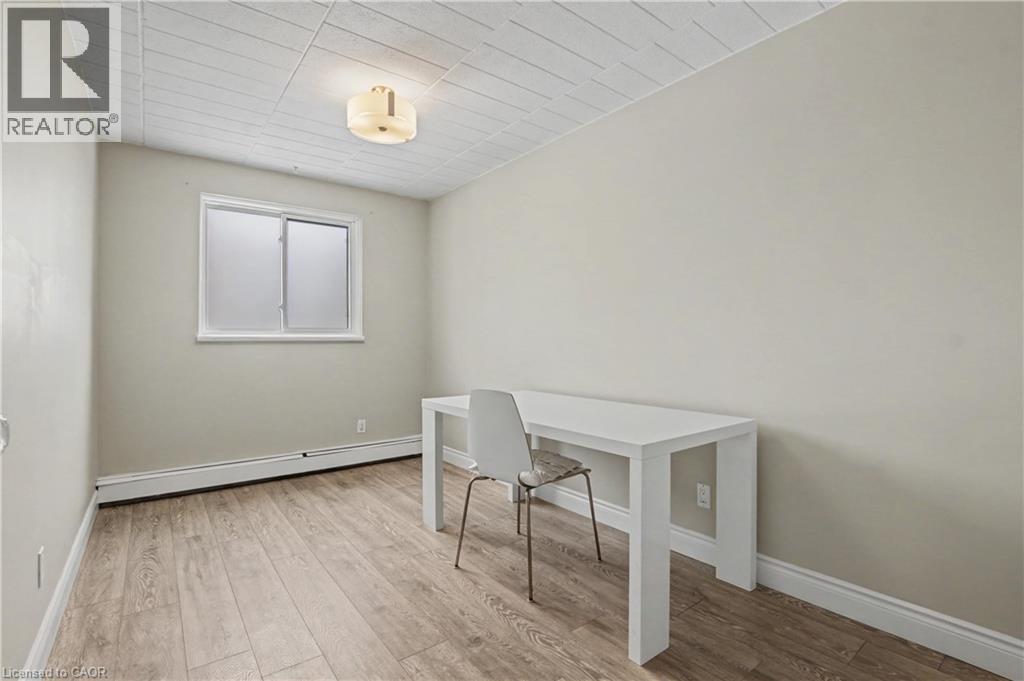 63 Conroy Crescent Unit# 52, Guelph, Ontario  N1G 2V5 - Photo 11 - 40823481