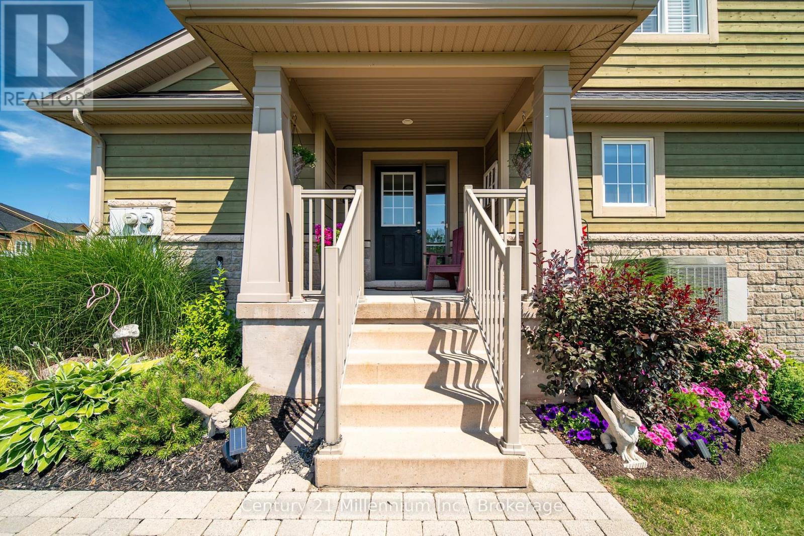 301 Telford Trail, Georgian Bluffs, Ontario  N0H 1S0 - Photo 3 - X13062566