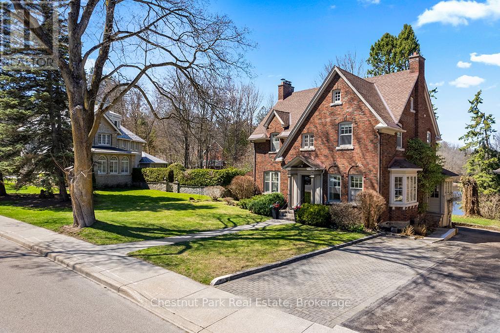 190 4th Street W, Owen Sound, Ontario  N4K 3J9 - Photo 4 - X13062872
