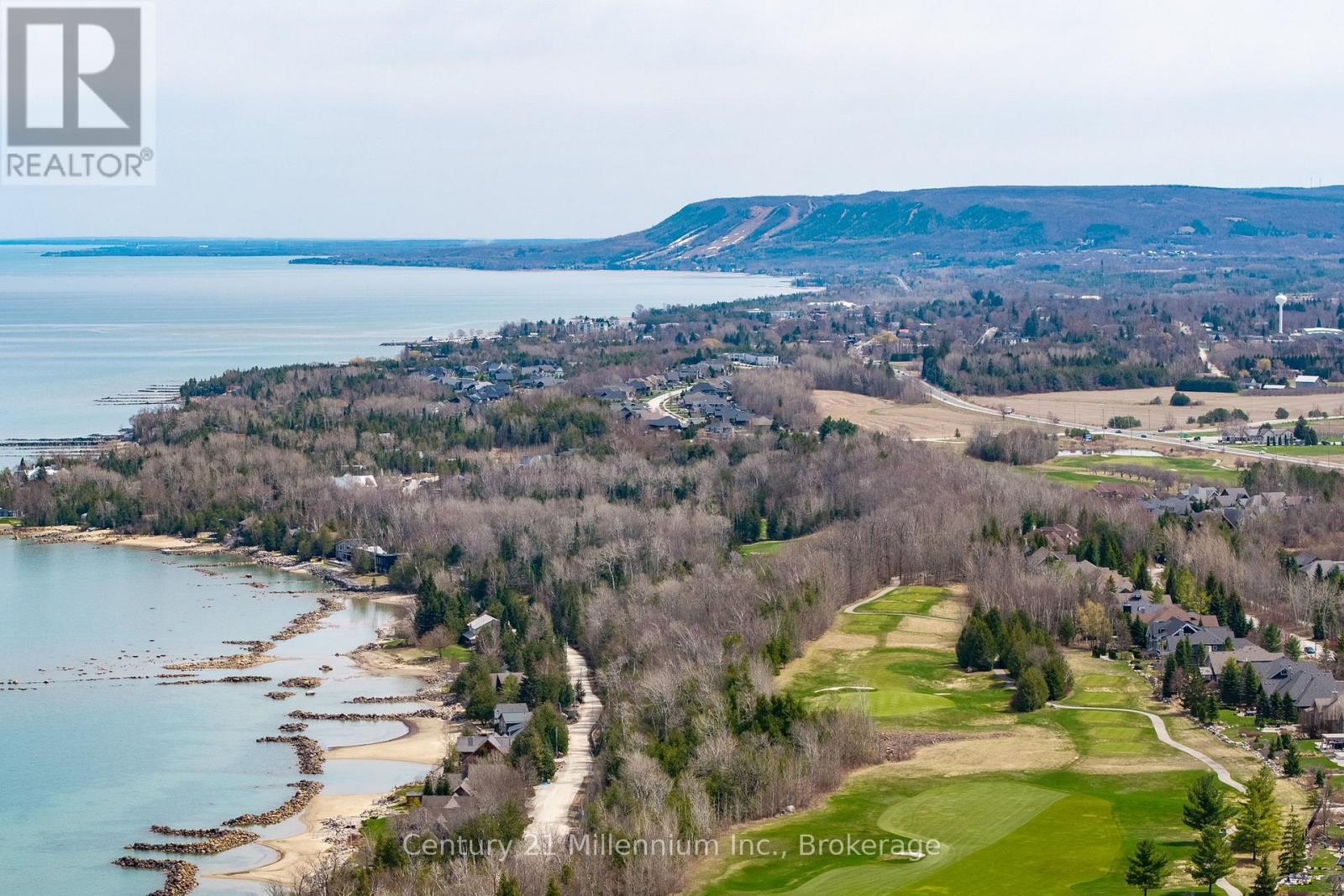 # 2 - 117 Sladden Court, Blue Mountains, Ontario  N0H 2P0 - Photo 46 - X13062894