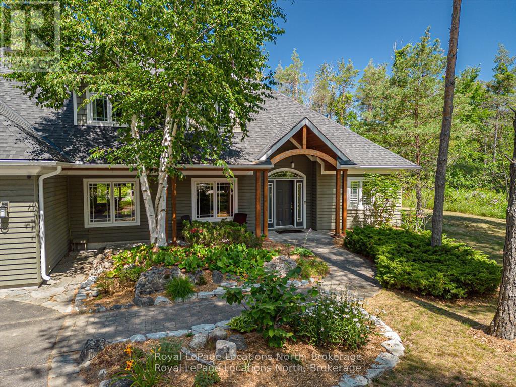 6 Alpine Court, Collingwood, Ontario  L9Y 4W7 - Photo 3 - S13063354