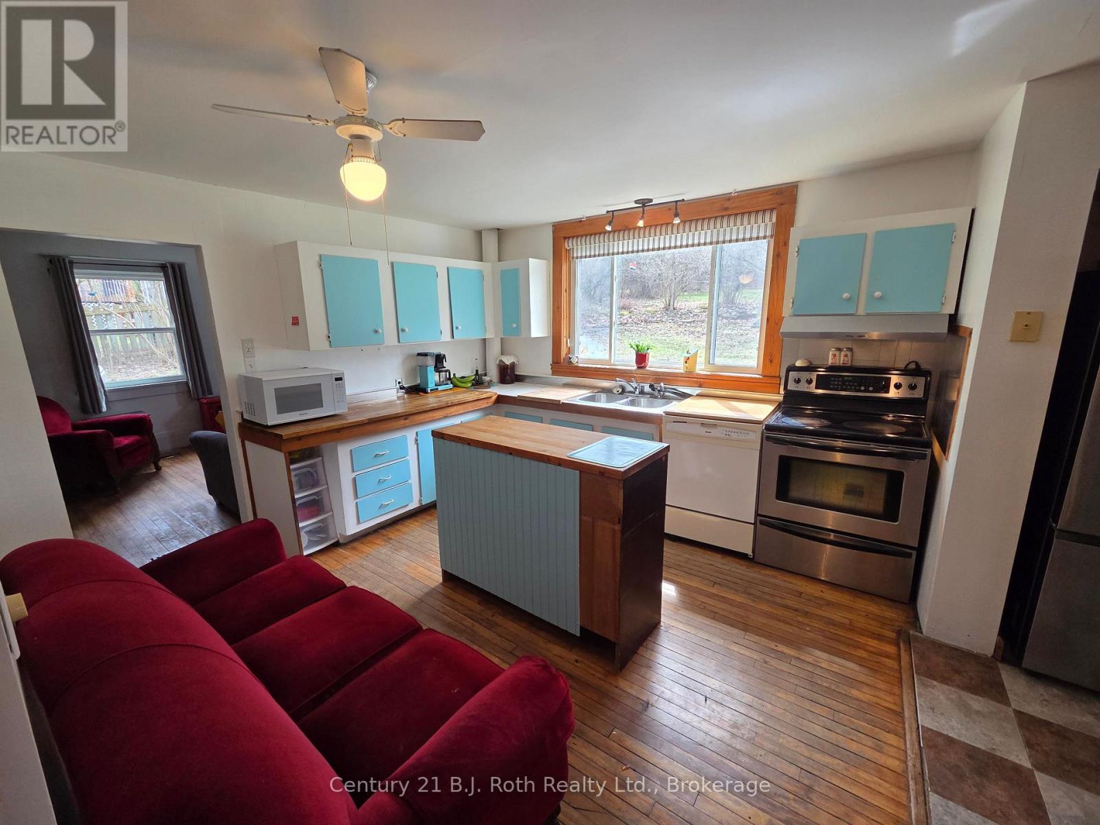 4 Stocking Lane, Huntsville, Ontario  P1H 1V4 - Photo 6 - X13064856