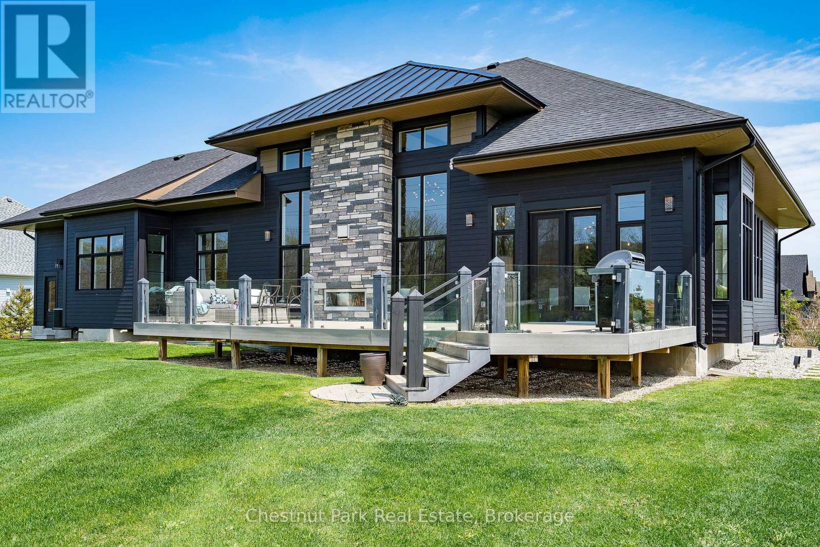1 Windrose Valley Boulevard, Clearview, Ontario  L9Y 0K2 - Photo 45 - S13065468