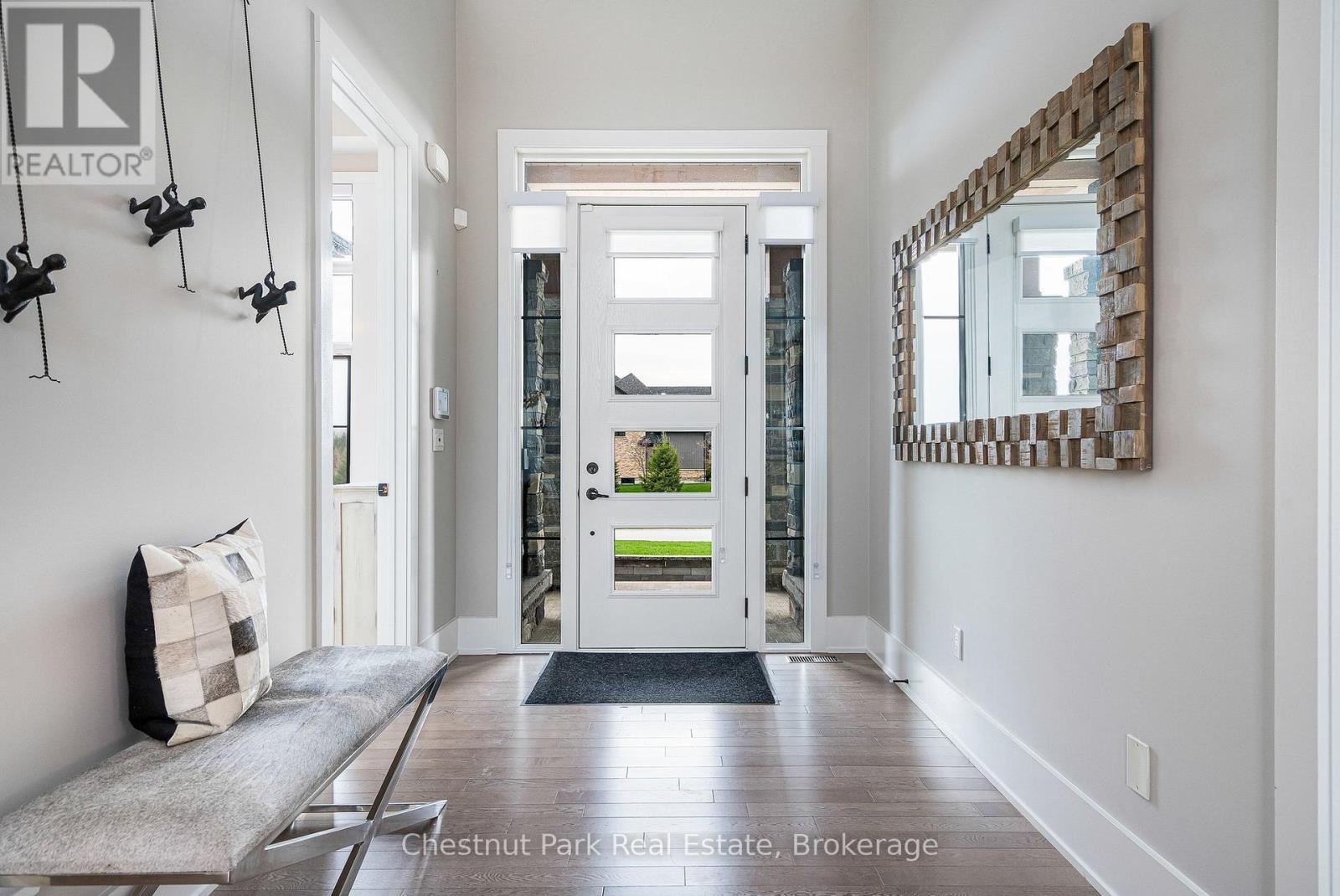 1 Windrose Valley Boulevard, Clearview, Ontario  L9Y 0K2 - Photo 7 - S13065468