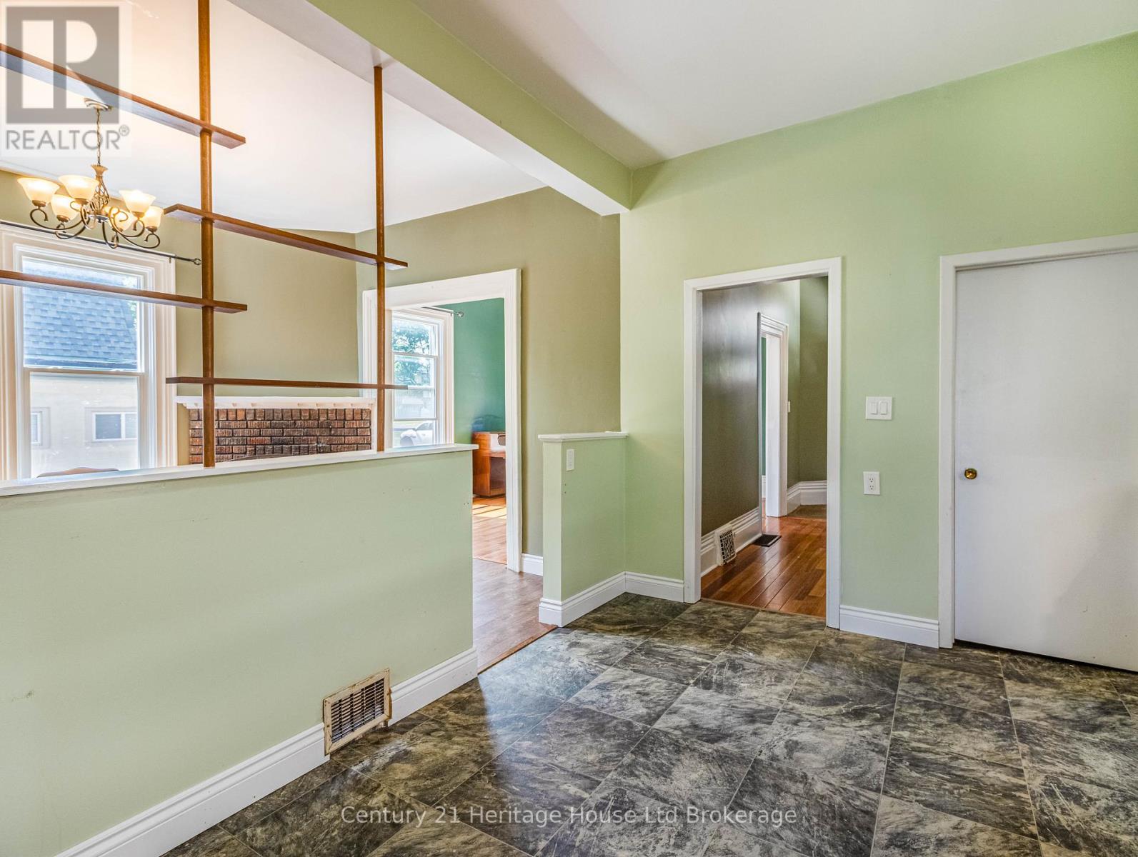552 Hatch Street, Woodstock, Ontario  N4S 1N6 - Photo 15 - X13065580