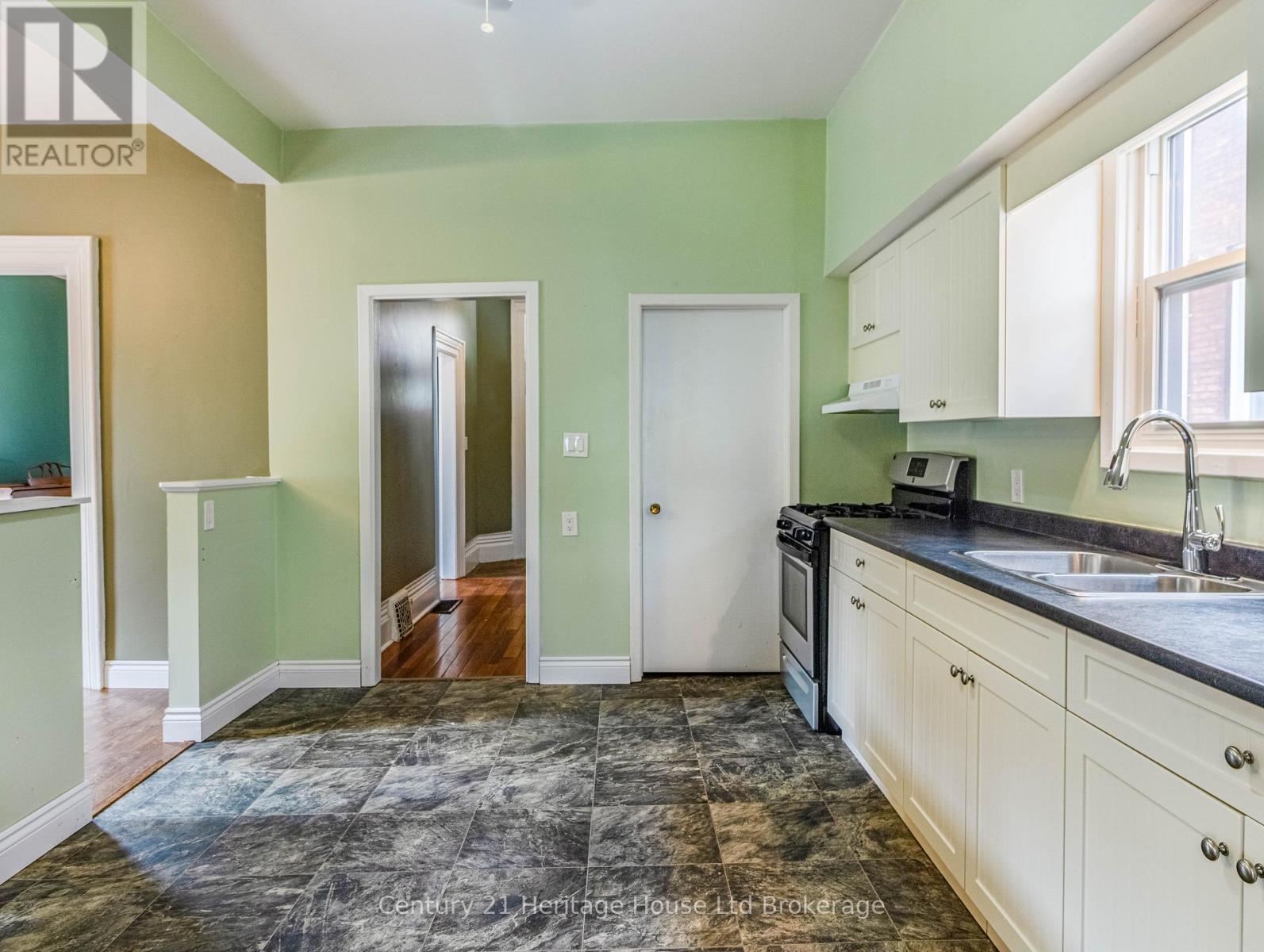552 Hatch Street, Woodstock, Ontario  N4S 1N6 - Photo 16 - X13065580