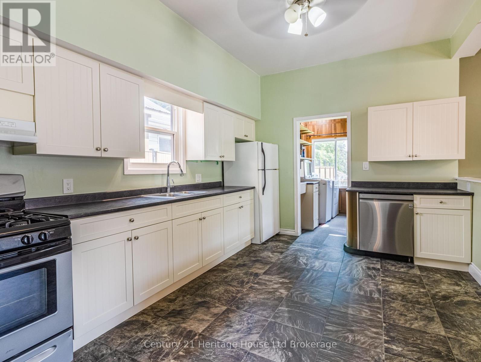 552 Hatch Street, Woodstock, Ontario  N4S 1N6 - Photo 17 - X13065580