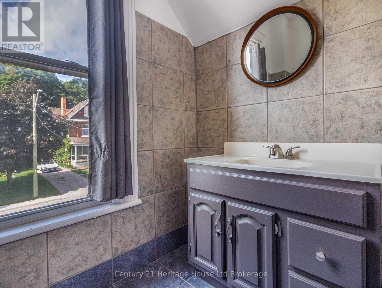 552 Hatch Street, Woodstock, Ontario  N4S 1N6 - Photo 29 - X13065580