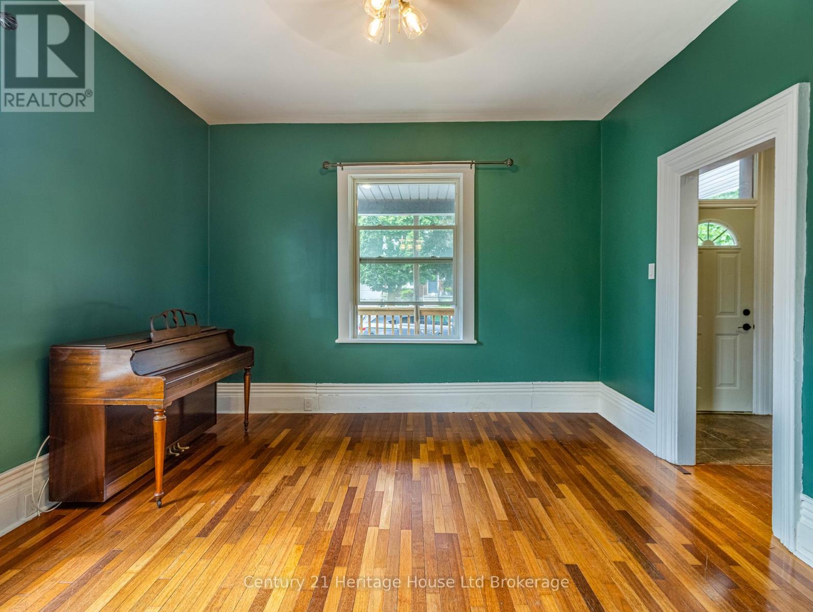 552 Hatch Street, Woodstock, Ontario  N4S 1N6 - Photo 6 - X13065580