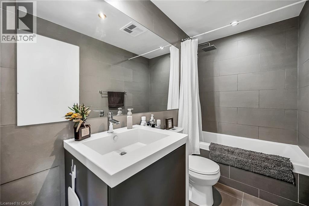 1201 Dundas Street E Unit# 902, Toronto, Ontario  M4M 1S2 - Photo 16 - 40826021