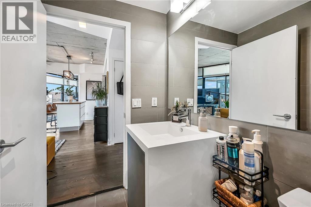 1201 Dundas Street E Unit# 902, Toronto, Ontario  M4M 1S2 - Photo 17 - 40826021
