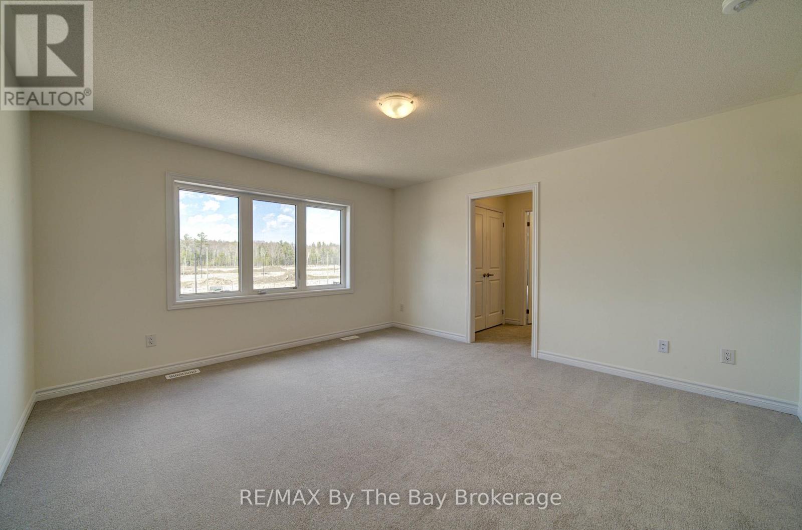 61 Rosanne Circle, Wasaga Beach, Ontario  L9Z 0M8 - Photo 15 - S13066198
