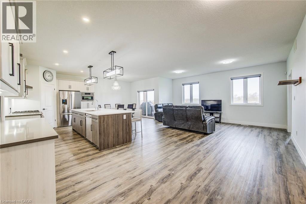625 Winchester Avenue S, Listowel, Ontario  N4W 0J9 - Photo 11 - 40822234