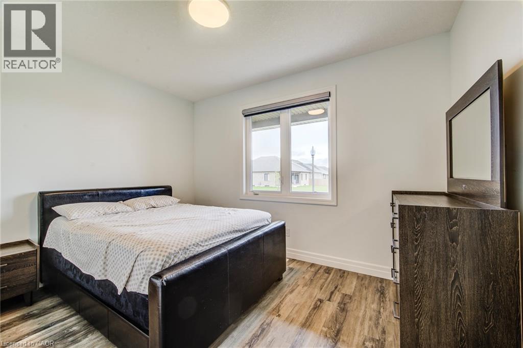 625 Winchester Avenue S, Listowel, Ontario  N4W 0J9 - Photo 6 - 40822234