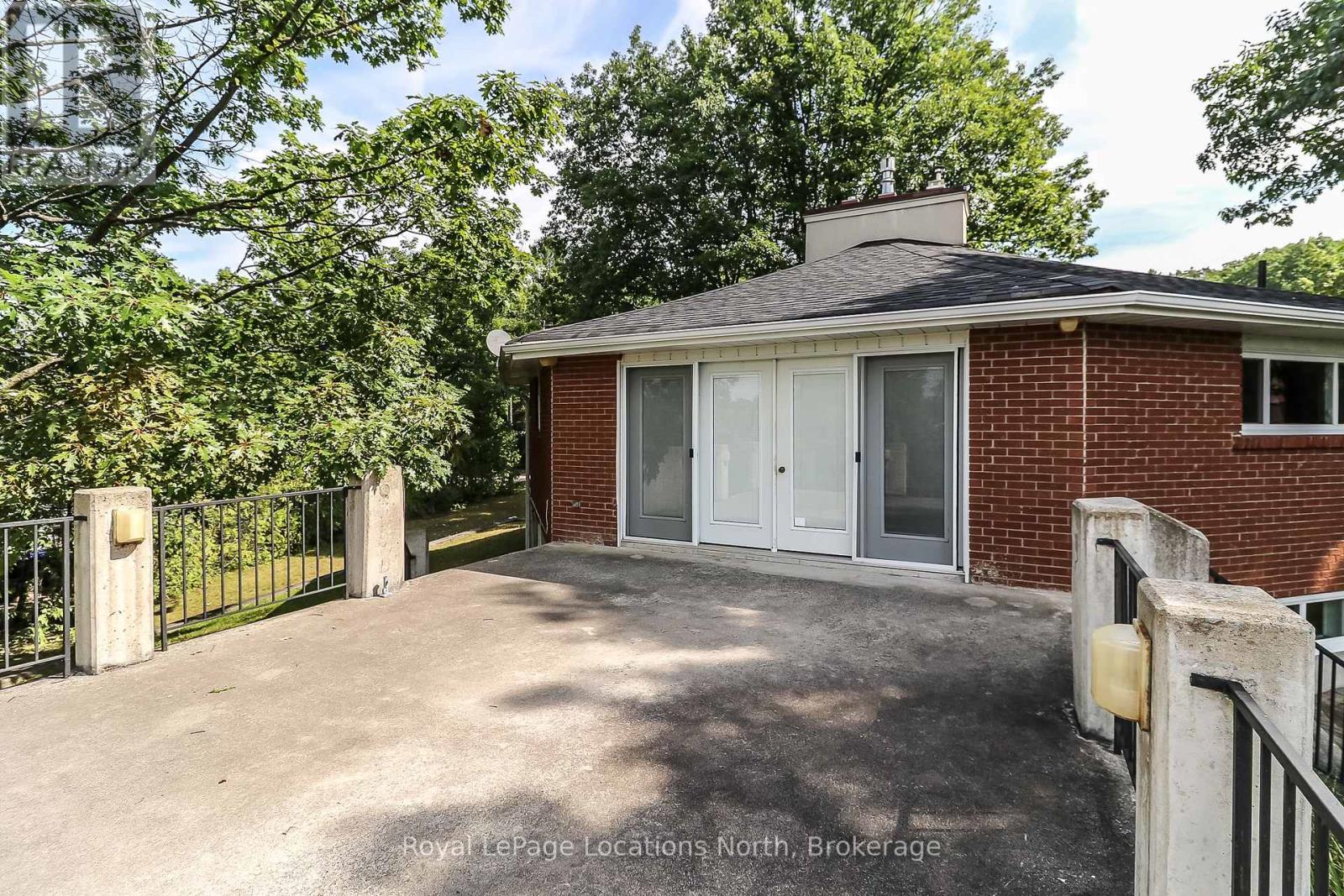 10 Sunset Court, Wasaga Beach, Ontario  L9Z 2A9 - Photo 38 - S13066992