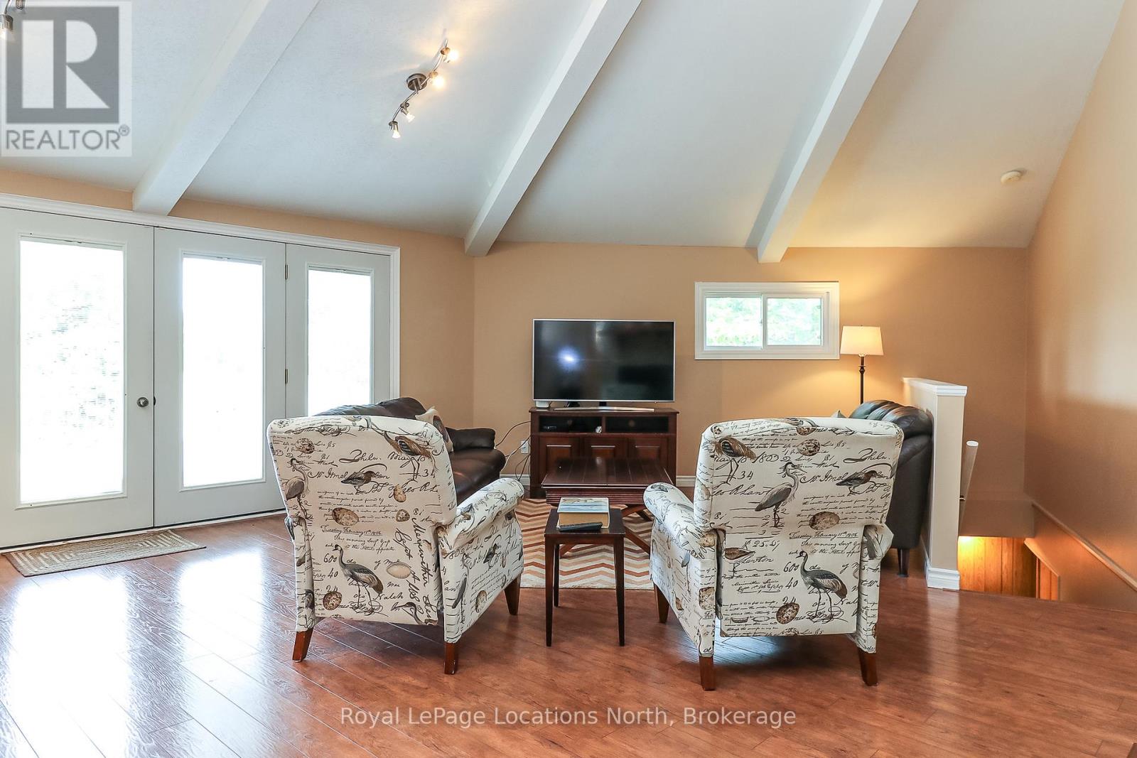 10 Sunset Court, Wasaga Beach, Ontario  L9Z 2A9 - Photo 5 - S13066992