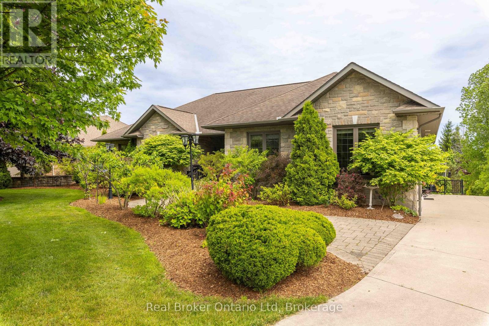 361 Balmy Beach Road, Georgian Bluffs, Ontario  N4K 5N4 - Photo 3 - X13067046