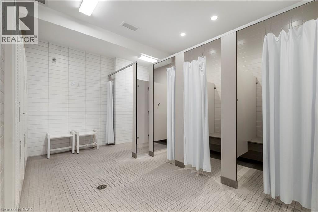 31 Bishop Tonnos Way, Hamilton, Ontario  L9B 2L7 - Photo 27 - 40824792